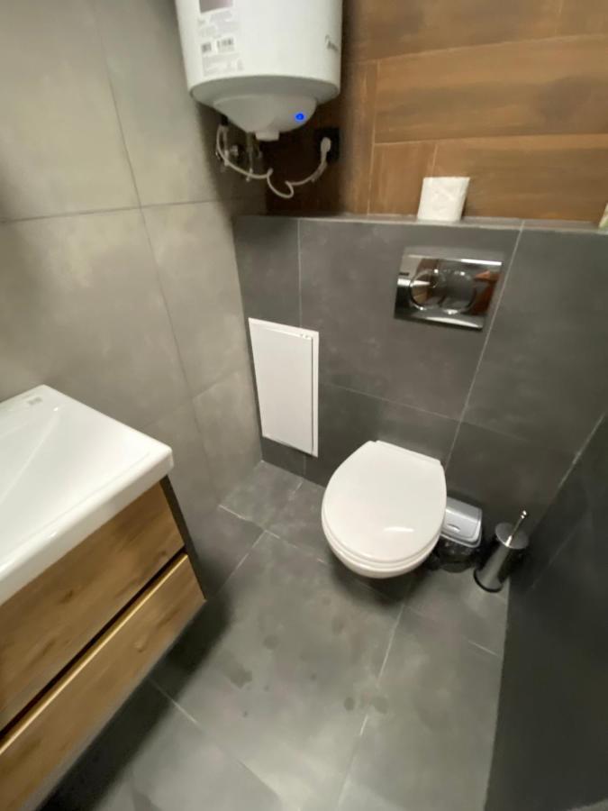Віп Студія По Вулиці Крехівській 6 Біля Візового Центру На Джерельній Lviv Exterior photo